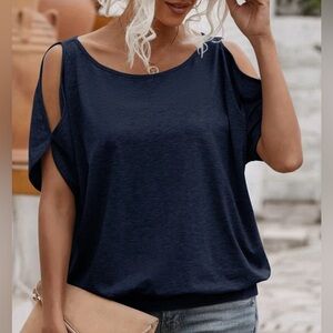 Navy Cold Shoulder Batwing Tee – Size Large NWOT